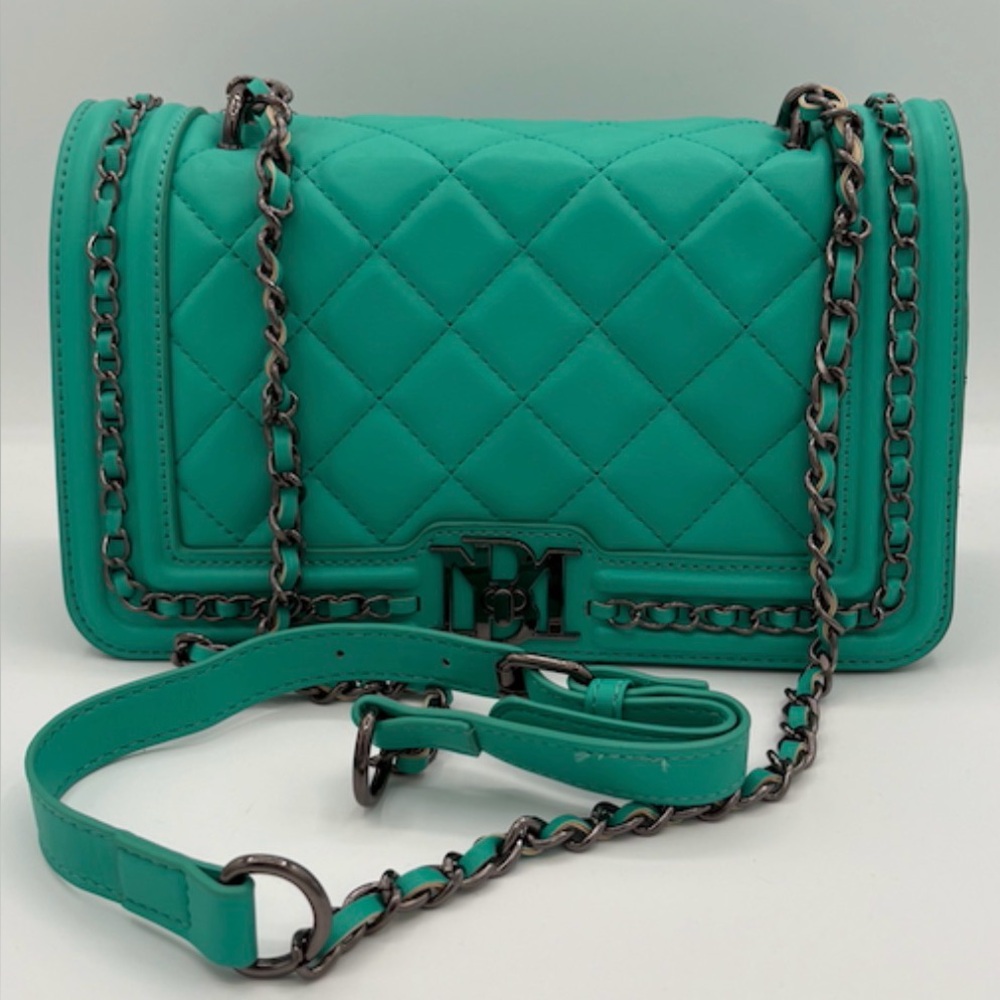 BADGLEY MISCHKA GREEN
QUILTED CROSSBODY BAG CHAIN, NWT